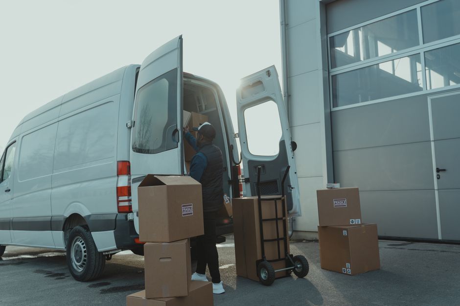 Loading a moving van for long distance moving